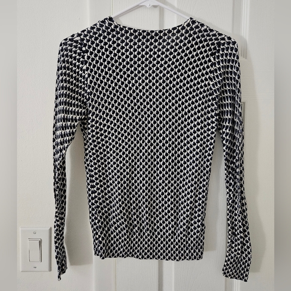 LOFT Petites Blue, Black, and White Patterned Button-Up Cardigan, Size XXSP - Picture 4 of 6